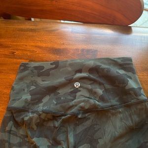 Align 23” camo leggings